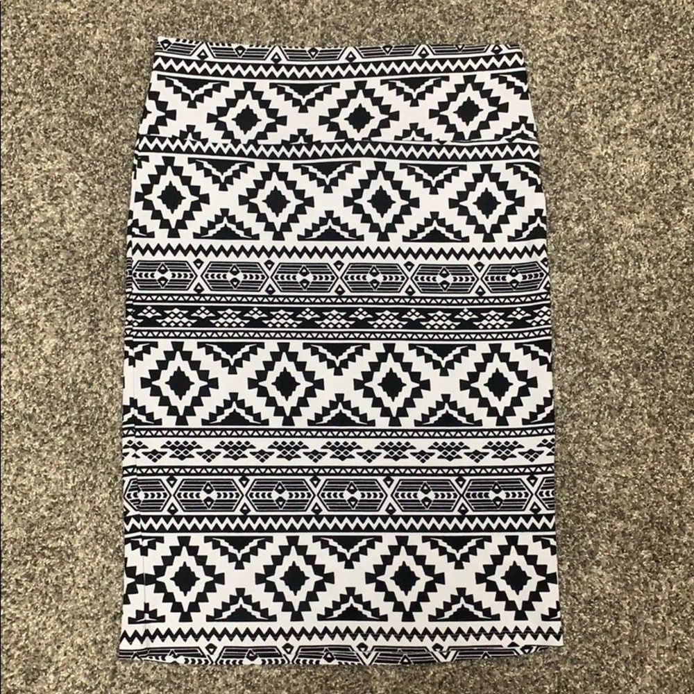 Black and White Pencil Skirt